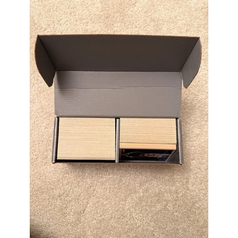 Upper Deck 1991-92 Locker Series NBA Basketball Card Box 84 Cards Michael Jordan